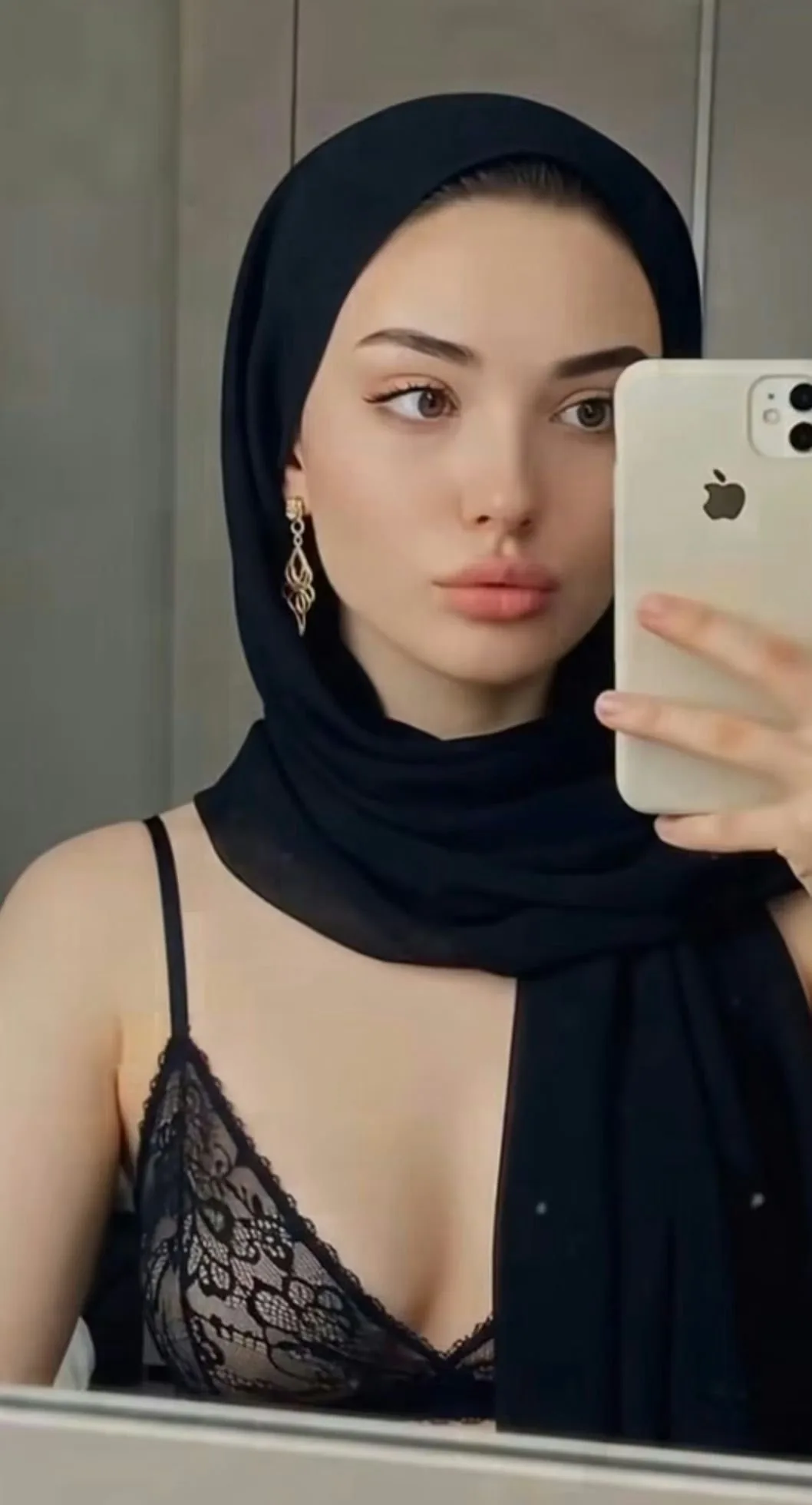 Alina - Bakırköy Escort